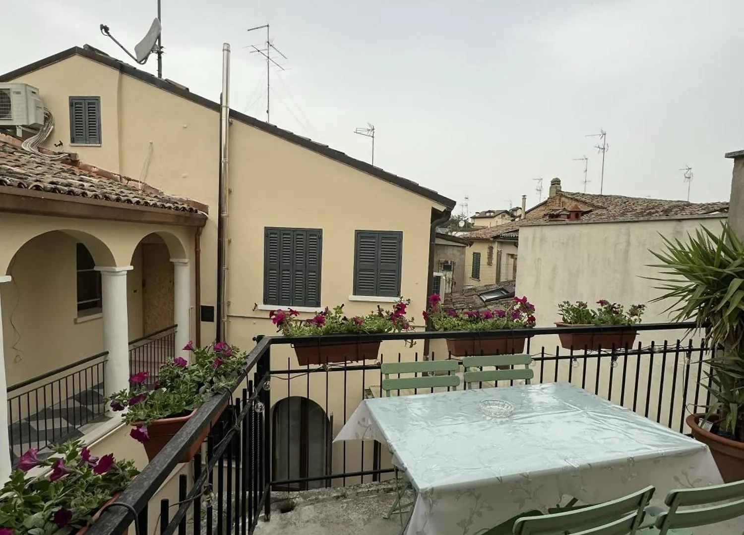 Maison Leone Apartment Ravenna 0*,  Italien